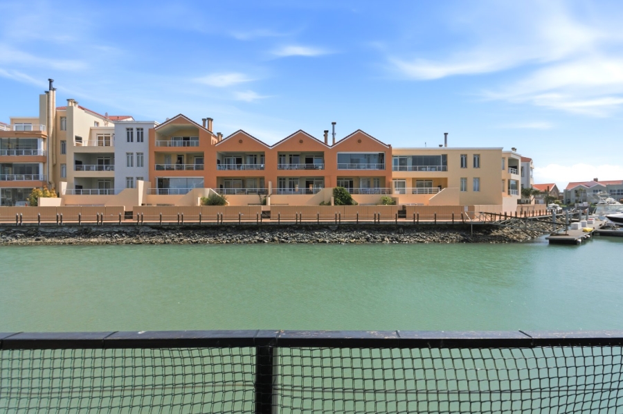 4 Bedroom Property for Sale in Harbour Island Western Cape